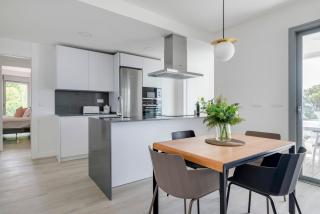 Central Apartment with a view - 6