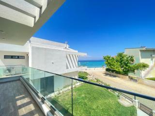 Villa Dahlia by the sea - Polychrono - 3