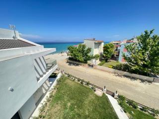 Villa Dahlia by the sea - Polychrono - 2