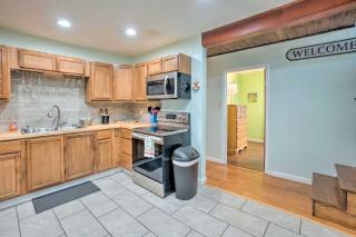 Bungalow with Wraparound Deck - 8 Mi to Brookings - Smith River - 3