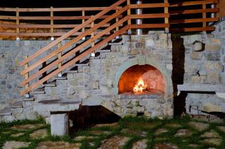 Granaries Pear & Walnut - Tolmin - 2