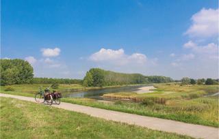 Pet Friendly Home In Scherpenisse - Sint Maartensdijk - 3