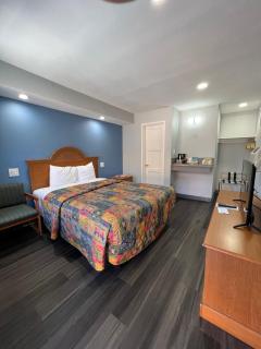 Bishop Elms Motel - Bishop - 1