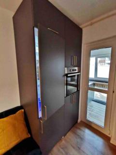 Lovely 3-bedroom apartment in the city center - Timişoara - 6