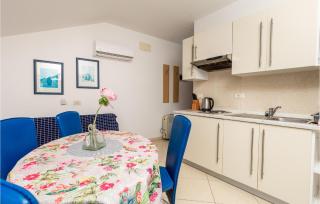 Stunning Apartment In Punta Kriza - Punta Križa - 6