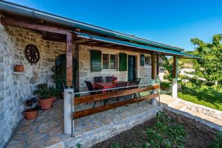 Holiday home Ante with beautiful private garden - Nadin - 1