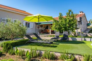 Holiday home Ante with beautiful private garden - Nadin - 9