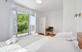 Amazing Home In Sinj With Wifi - 7