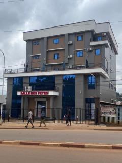 HELEN Hotel - 4
