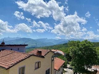 LITTLE FLOWER APARTMENT - Corfino - 0
