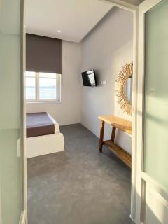 Lyra Seafront Apartment , Paroikia Town Center - Parikia - 2