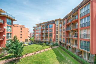 Sunny View Central Holiday Apartments - Sunny Beach - 1