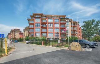 Sunny View Central Holiday Apartments - 8