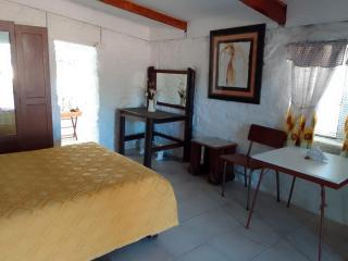 Thys'e Kombuis & Guest Farm - 4