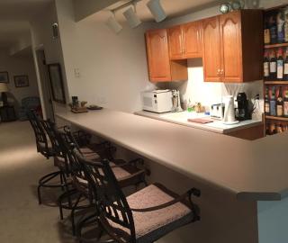 Beautiful Parkside Suite - 1