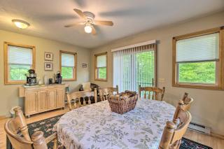 Lake Cabin in Honor with Hot Tub, Dock and Sauna! - Honor - 3