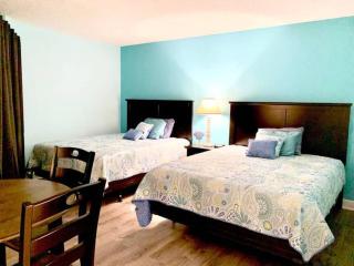 *WONDERFUL AMENITIES*Queen Beds * Pools & MORE*C50 - Myrtle Beach - 0