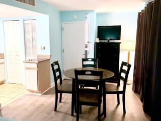 *WONDERFUL AMENITIES*Queen Beds * Pools & MORE*C50 - Myrtle Beach - 5