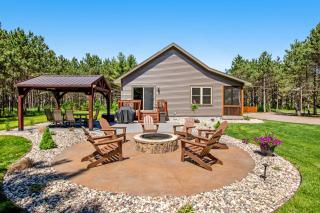 Red Pine Cabin - New Miner - 9
