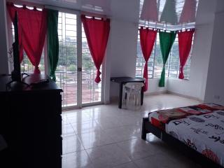 Hostal Apartamentos Delgado - Florencia - 2