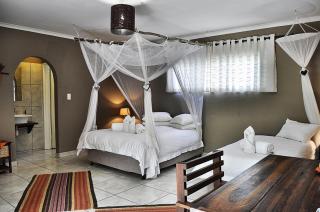 Toshari Lodge - Okaukuejo - 7