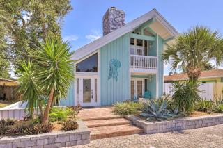 Cape Canaveral Cottage with Pool - Walk to Beach! - Cape Canaveral - 9