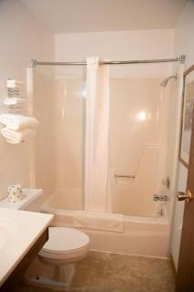 ARTOS MOTEL - Harvey - 4