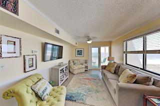 *2br OCEANFRONT RETREAT*KING Ensuite*Pool*NMB Cherry Grove*Pc4 - Myrtle Beach - 2