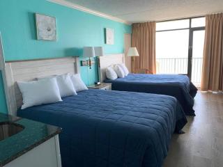 *OCEANFRONT SUN & FUN*Queen Beds*Pools*Hot Tubs*More*B118 - Myrtle Beach - 0