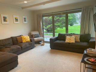 On The Green - Pauanui Holiday Home - 8