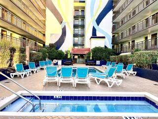 *OCEAN VIEW BEAUTY*KING Bed*ROOFTOP POOL*Beach*Hot Tubs*M123 - Myrtle Beach - 5