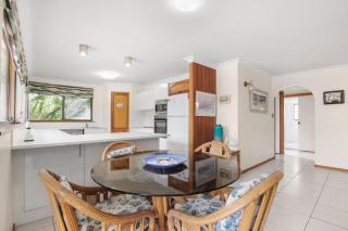 Sha na na Unit 3 Kings Beach Gem - Caloundra - 0