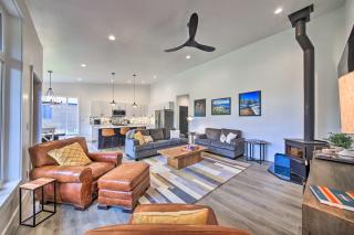 Elegant Priest Lake Townhome about 1 Mi From Lake - Coolin - 9