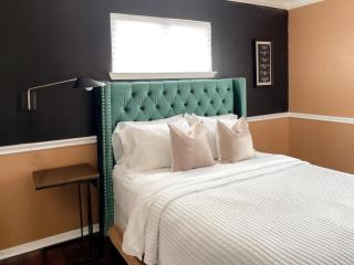 Modern Chic Home - 1