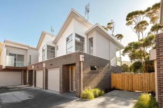 Bay and Relax - Apollo Bay - 0