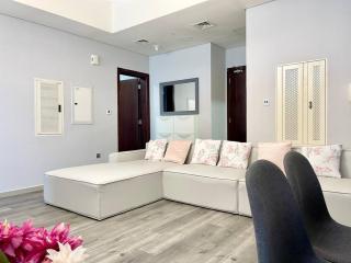 Cozy Upgraded Residential Flat with sea, Mangrove, pool view - 1203 Not Hotel - 3