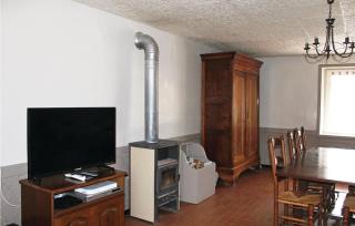 2 Bedroom Nice Home In Trambly - Trambly - 6