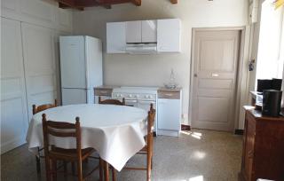 2 Bedroom Nice Home In Trambly - Trambly - 9