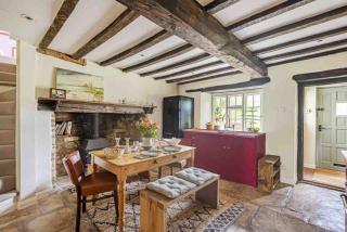 Cotswold Stone Cottage - Poulton - 3