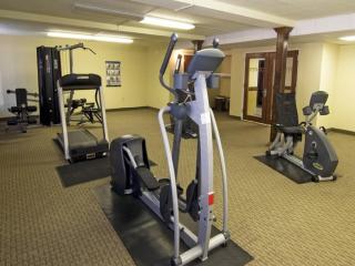 Best Western Plus Burlington - Burlington - 2