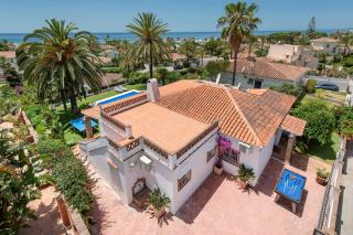 Villa Oasis Beach by Villa Plus - Marbella - 4