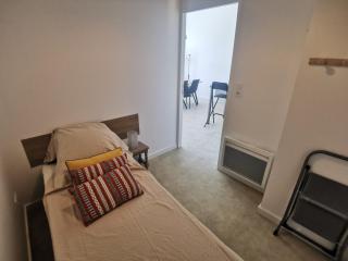 Appartement neuf avec piscine, balcon, et parking - La Tranche-sur-Mer - FR-1-194-241 - La Tranche-sur-Mer - 3