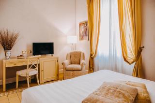 Costantinopoli 104 - Napoli - 3