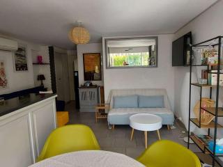 Appartement climatisé 3 pièces, 6 pers, terrasse, BBQ, parking privé, à 100 m de la plage - FR-1-423-253 - Grau-dʼAgde - 3