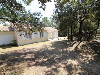 Maison 5 pièces avec grand jardin à Domino, 6 couchages, animaux admis - FR-1-246A-131 - 2