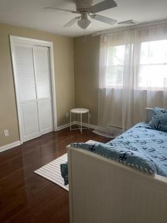 Three Bedroom House - Cape May short walk to the Bay - 4