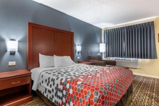 Econo Lodge Erlanger - Cincinnati Airport - 4