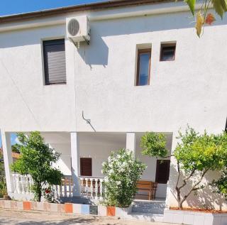 Holiday Home Jukić Pr - Seline - 9
