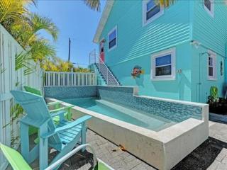 Coco's Island Retreat - 308 2nd 102 - 6