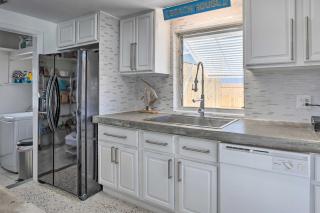 Palm City Canalfront Home with Boat Dock and Fire Pit! - Palm City - 3